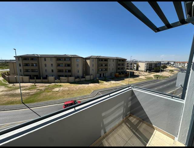 2 BEDROOM APARTMENT TO LET IN PARKLANDS