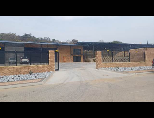 825M² WAREHOUSE TO LET IN RIVERSIDE PARK