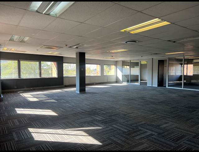 309M² OFFICE TO LET IN ILLOVO