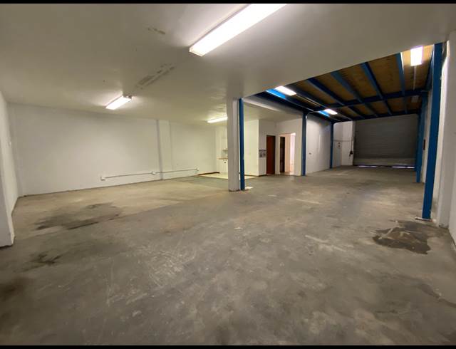 318M² WAREHOUSE TO LET IN MARCONI BEAM INDUSTRIA