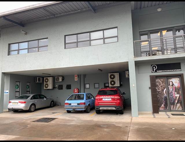 378M² WAREHOUSE TO LET IN RIVERHORSE VALLEY