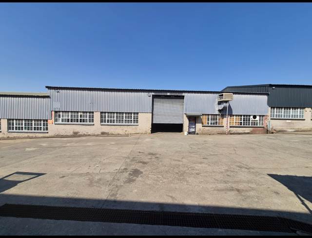 750M² WAREHOUSE TO LET IN WADEVILLE