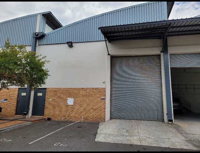 322M² WAREHOUSE TO LET IN AIRPORT INDUSTRIA