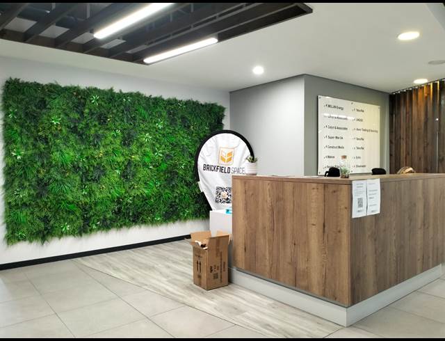23M² SERVICED OFFICE TO LET IN PLATTEKLOOF