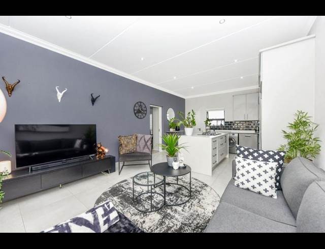 2 BEDROOM PROPERTY TO RENT IN BRYANSTON