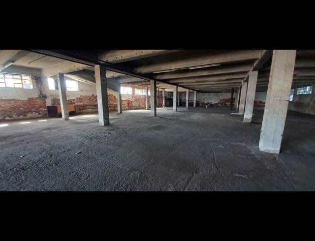 1,000M² WAREHOUSE TO LET IN GERMISTON SOUTH