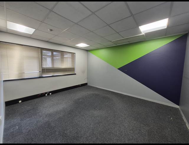 377M² OFFICE TO LET IN SANDTON CENTRAL