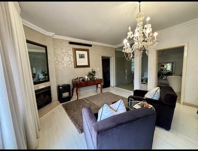 3 BEDROOM FREESTANDING TO LET IN PARKTOWN