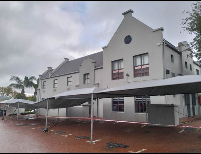 224M² OFFICE TO LET IN DURBANVILLE CENTRAL