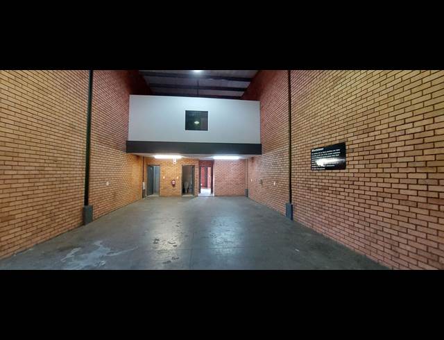 193M² WAREHOUSE TO LET IN HENNOPSPARK