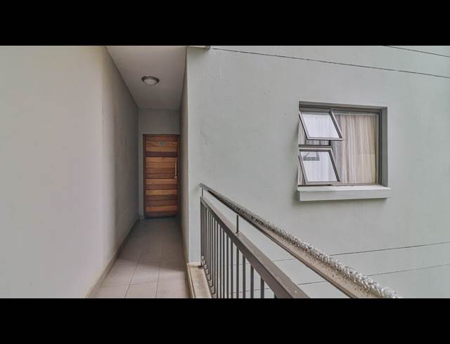 1 BEDROOM APARTMENT TO LET IN UMHLANGA RIDGE