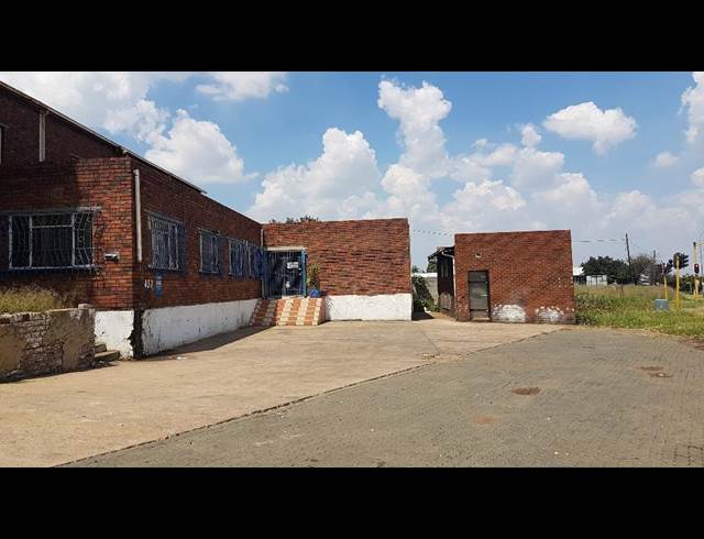450M² WAREHOUSE RENTED IN WADEVILLE