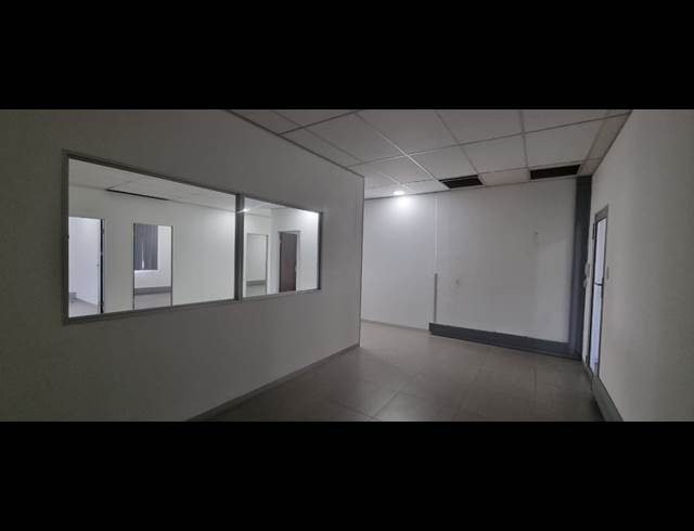 136.20M² OFFICE TO LET IN GLENWOOD