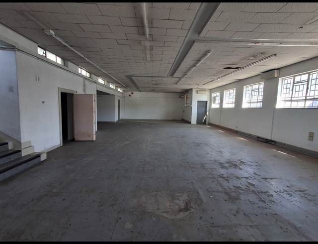 562M² BUSINESS TO LET IN ARCADIA