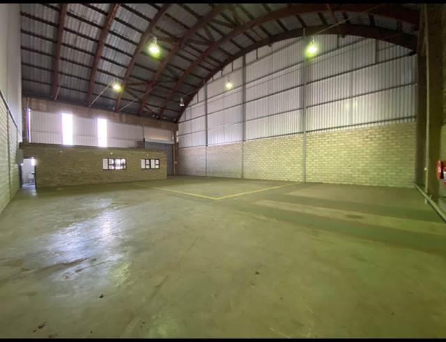460M² WAREHOUSE TO LET IN DRIEHOEK
