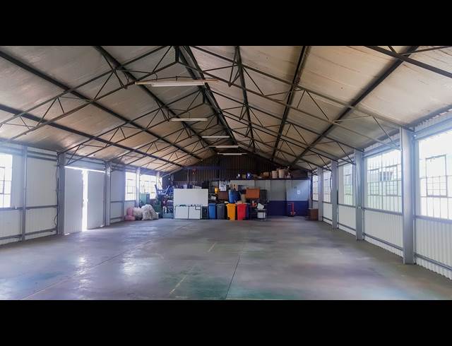 Factory property to rent in FACTORIA