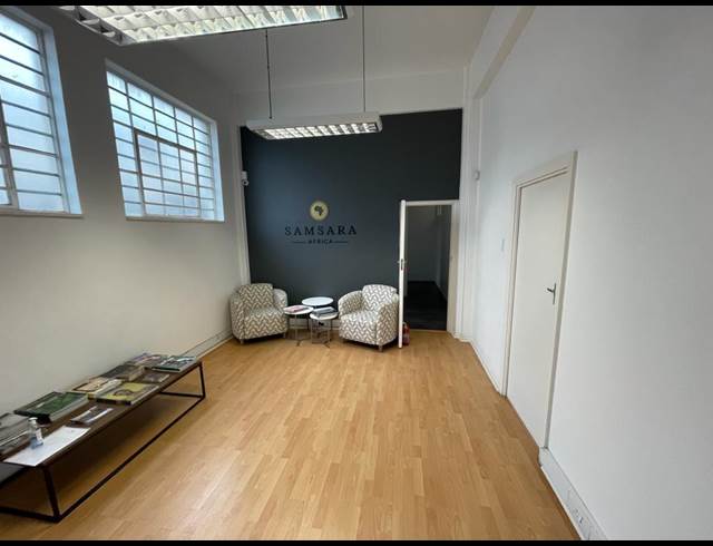 850M² WAREHOUSE TO LET IN PAARDEN EILAND