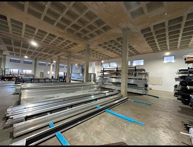 1,545.70M² WAREHOUSE TO LET IN COSMO BUSINESS PARK