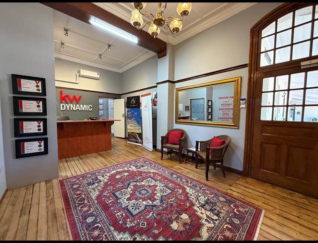 670M² OFFICE TO LET IN PAARDEVLEI