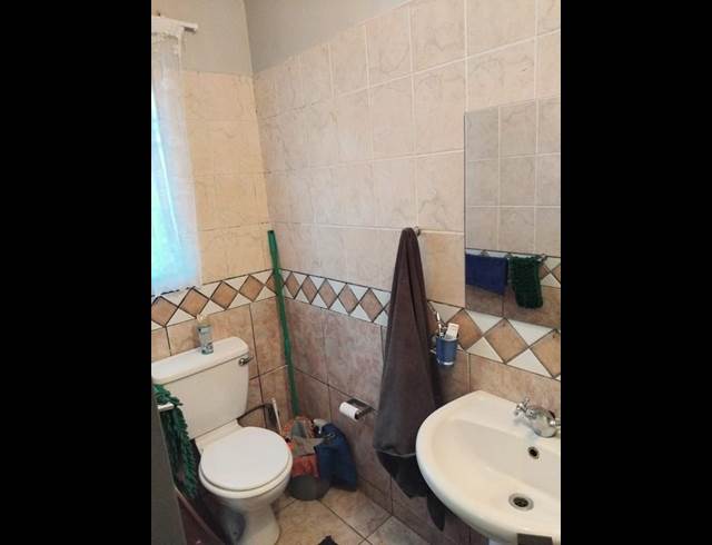 1 BEDROOM PROPERTY TO RENT IN DASSIE RAND