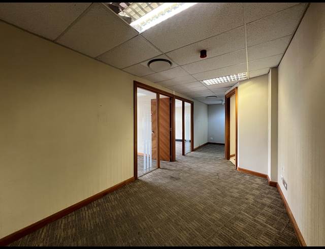 611M² OFFICE TO LET IN ILLOVO