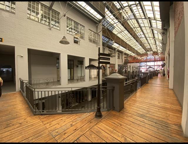 154M² OFFICE TO LET IN WOODSTOCK
