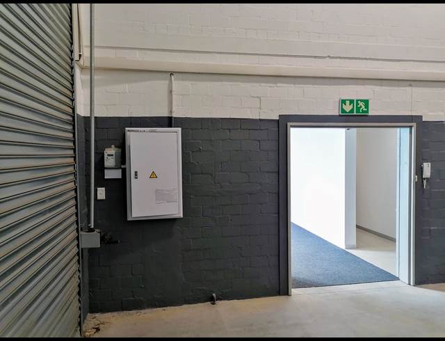 296M² WAREHOUSE TO LET IN BRACKENFELL INDUSTRIAL