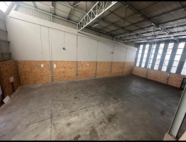 1,286M² WAREHOUSE TO LET IN LINBRO PARK