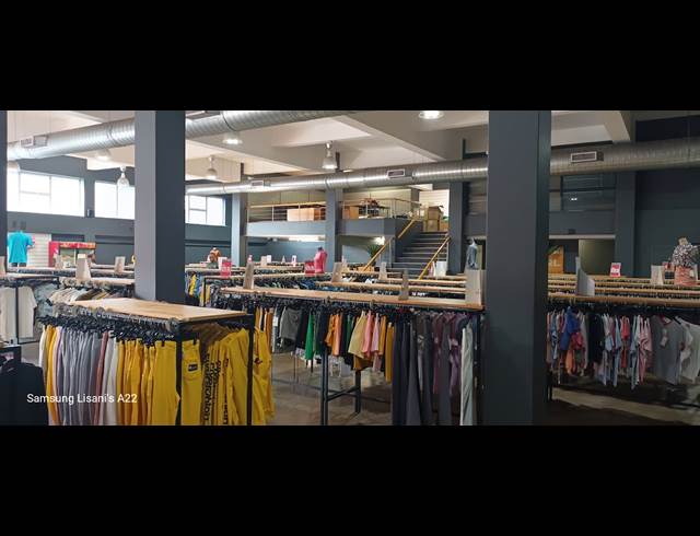 1,000M² BUILDING TO LET IN STAMFORD HILL