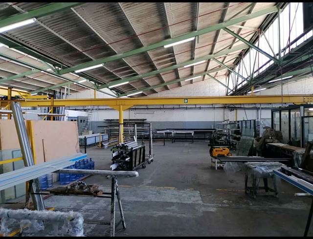 4,621M² WAREHOUSE TO LET IN PAROW INDUSTRIAL