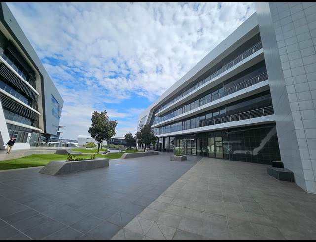 268M² OFFICE TO LET IN HIGHVELD
