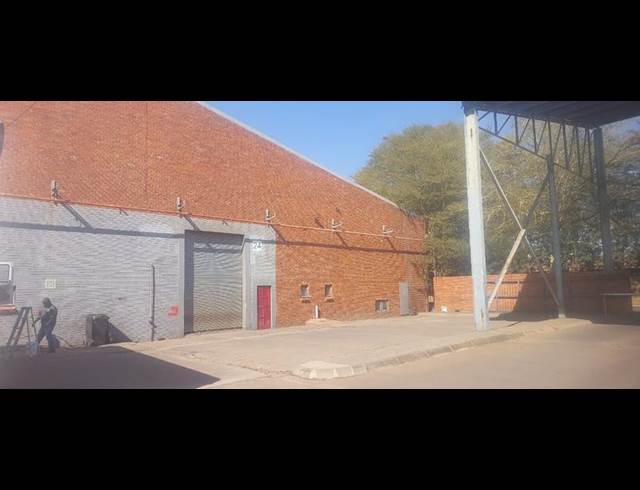 INDUSTRIAL PROPERTY TO RENT IN ROSSLYN