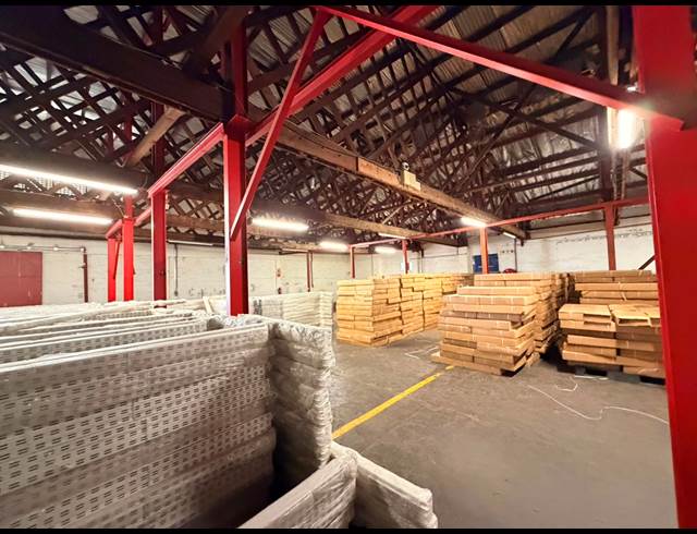 1,166M² WAREHOUSE TO LET IN OLIFANTSFONTEIN