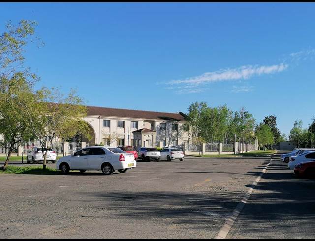 164M² OFFICE TO LET IN DURBANVILLE CENTRAL