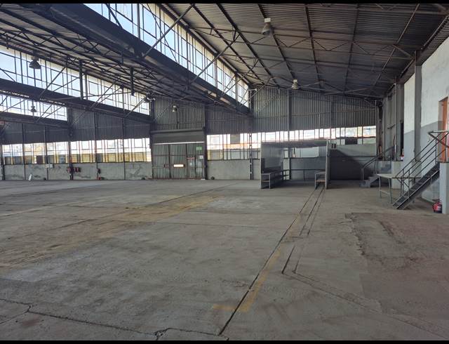 5,000M² WAREHOUSE TO LET IN ELANDSFONTEIN
