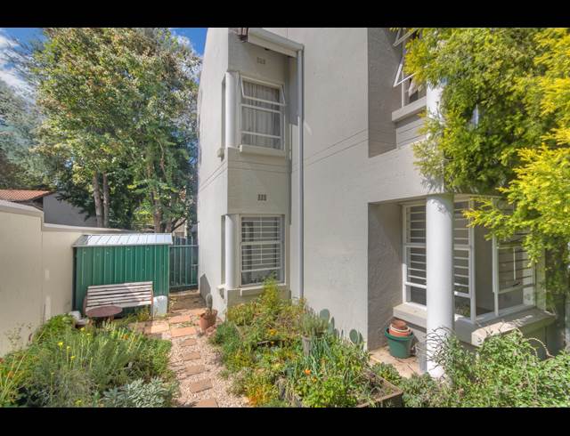 2 BEDROOM APARTMENT TO LET IN BRYANSTON