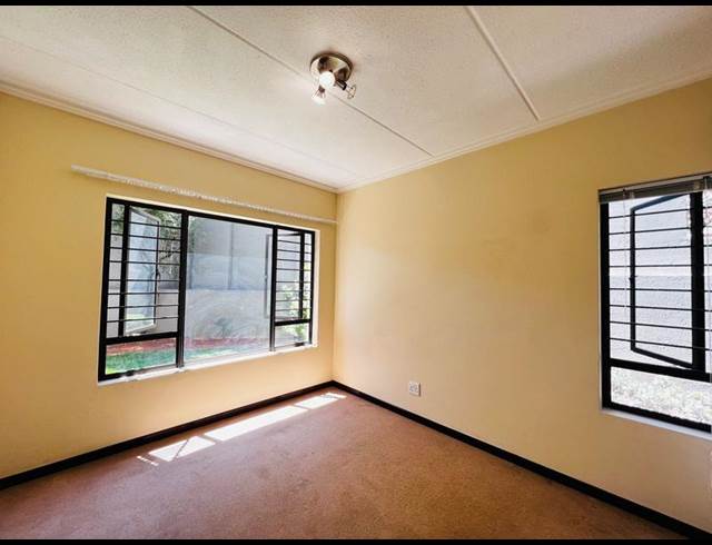 1 BEDROOM PROPERTY TO RENT IN BRYANSTON