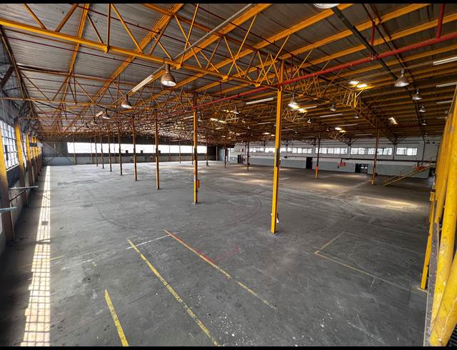 13,500M² FACTORY TO LET IN ALRODE SOUTH