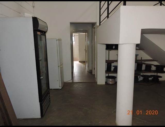 447M² WAREHOUSE TO LET IN RIVERHORSE VALLEY