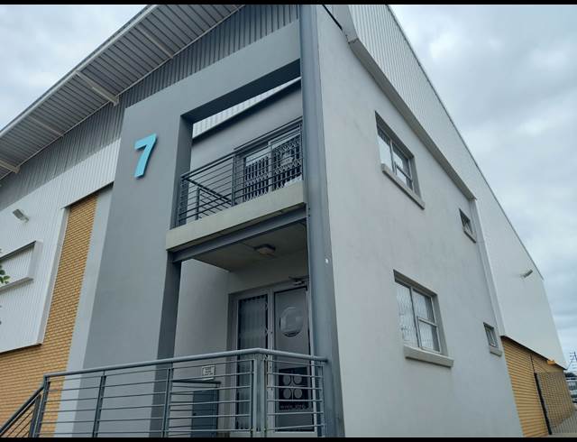 534M² WAREHOUSE TO LET IN POMONA