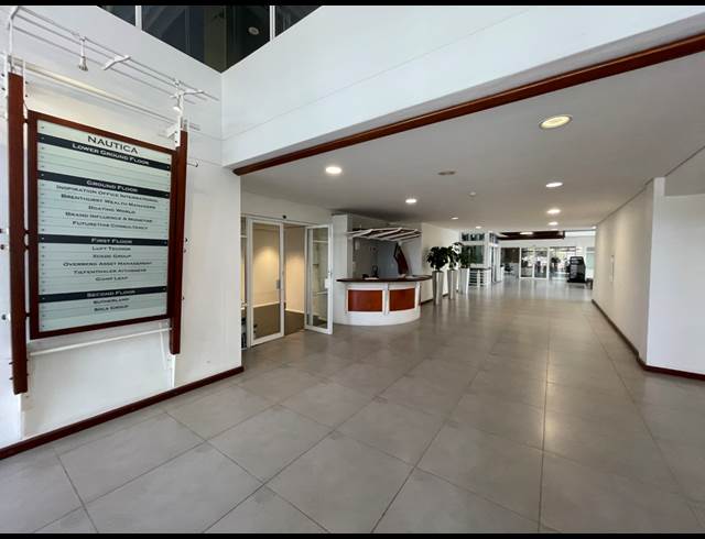 388M² OFFICE TO LET IN WATERFRONT