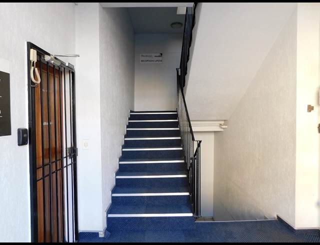 400M² OFFICE TO LET IN STRIJDOMPARK