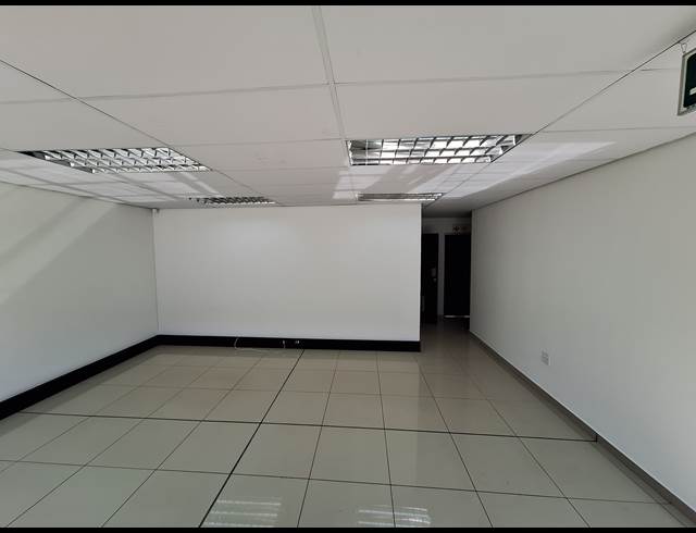 414M² WAREHOUSE TO LET IN KYA SANDS