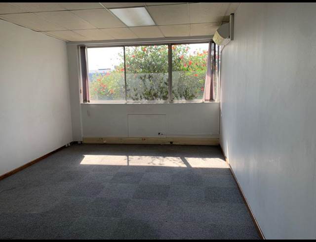 255M² OFFICE TO LET IN STRIJDOMPARK