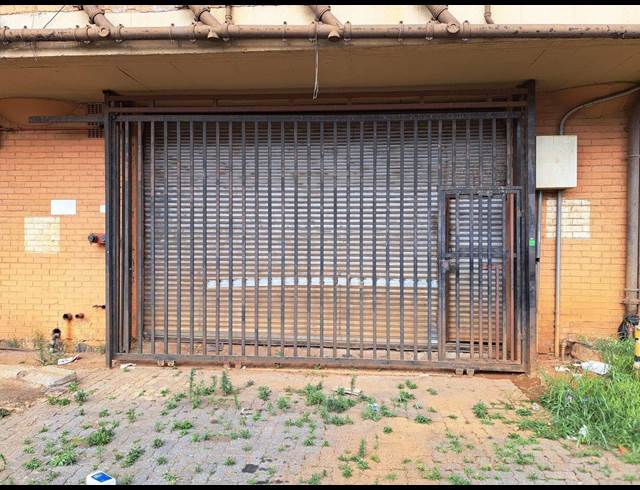 1,200M² WAREHOUSE TO LET IN OPHIRTON