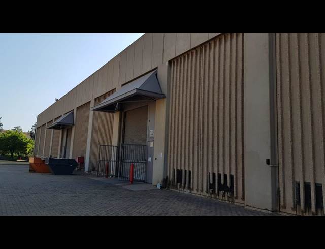 4,478M² WAREHOUSE RENTED IN CITY DEEP