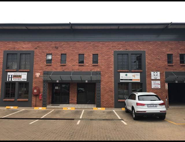 243M² MINI FACTORY RENTED IN HENNOPSPARK