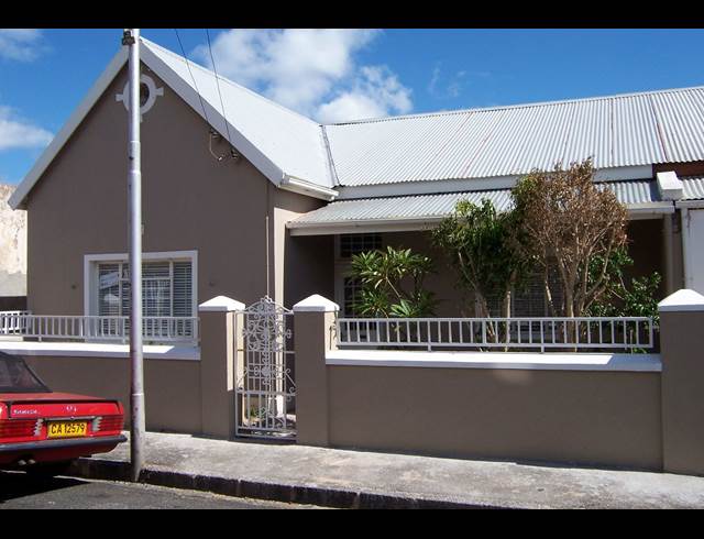 4 bed property to rent in WOODSTOCK