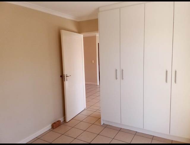 2 BEDROOM PROPERTY TO RENT IN DURBANVILLE CENTRAL