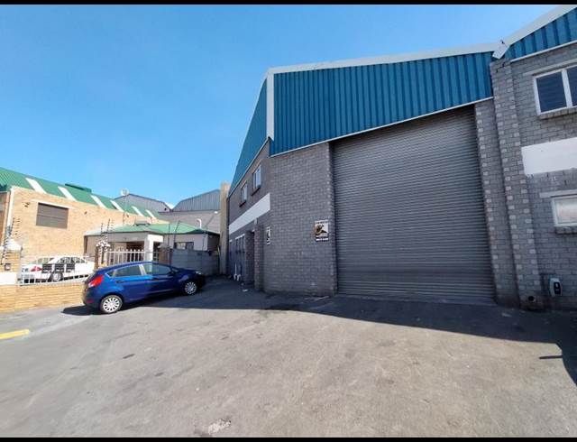285M² FACTORY RENTED IN STIKLAND INDUSTRIAL